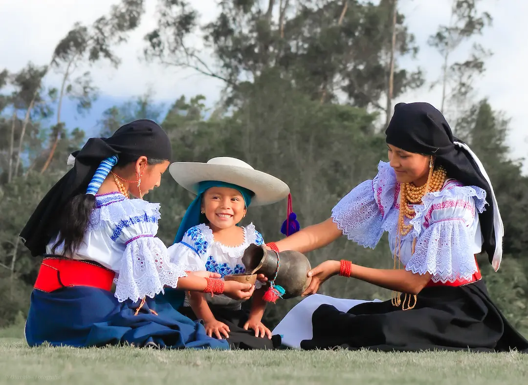 Cultura-Traidicional-otavalo-tipico